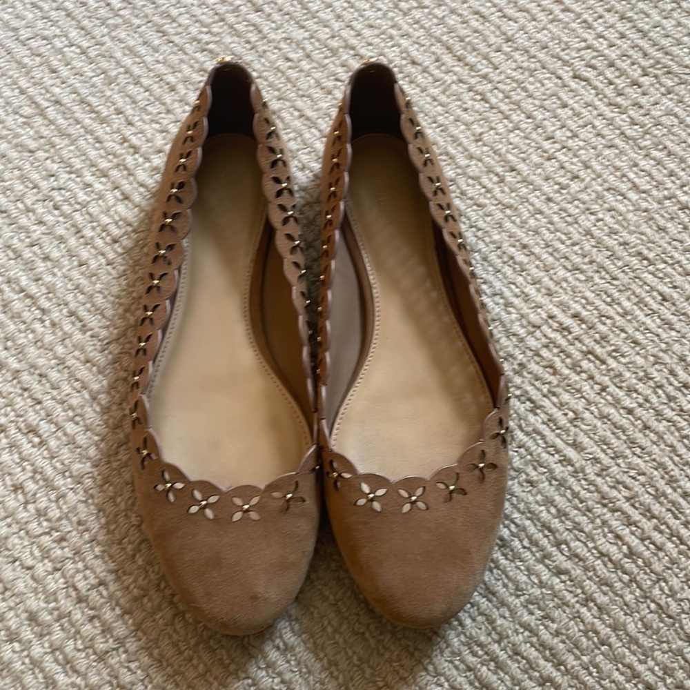Michael Kore flats 7.5